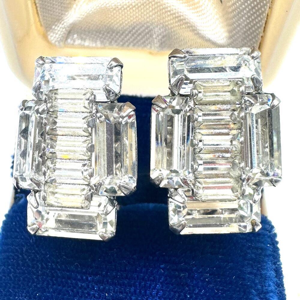Weiss signed vintage silver tone clear baguettes rhinestones clip on earrings